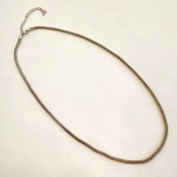 Silver Tone Necklace Snake Chain Matinee Length Lobster Claw Clasp - Picture 2 of 5